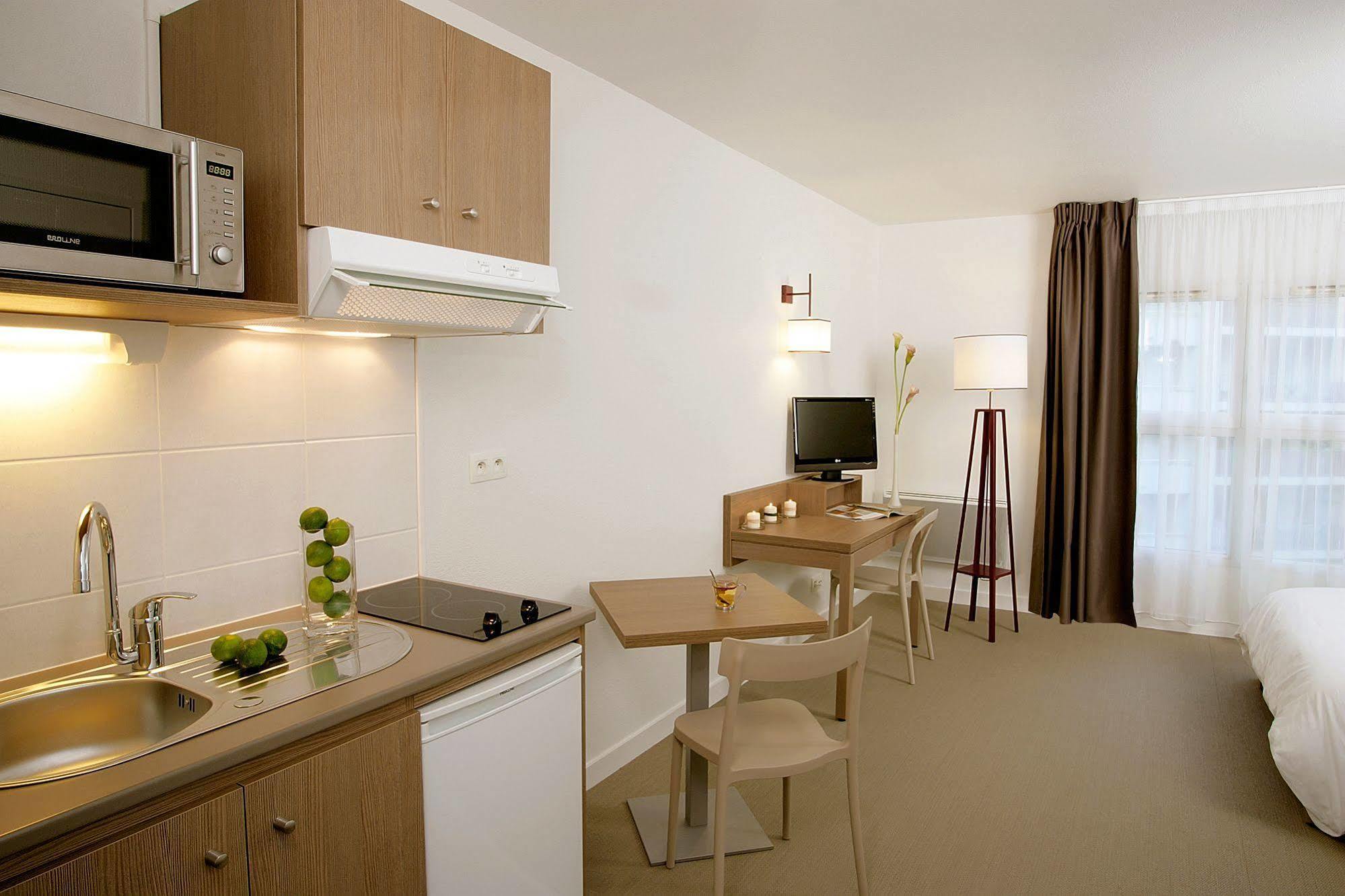 Appart'City Confort Perpignan Centre Gare Екстер'єр фото